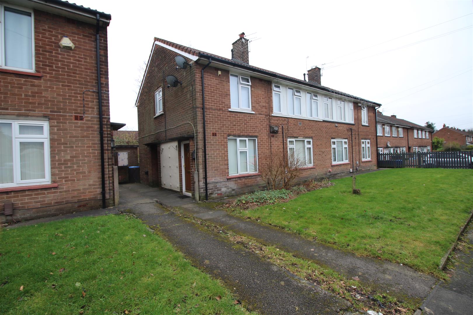 Springside Avenue, Worsley, Manchester Pearson Ferrier Estate Agents